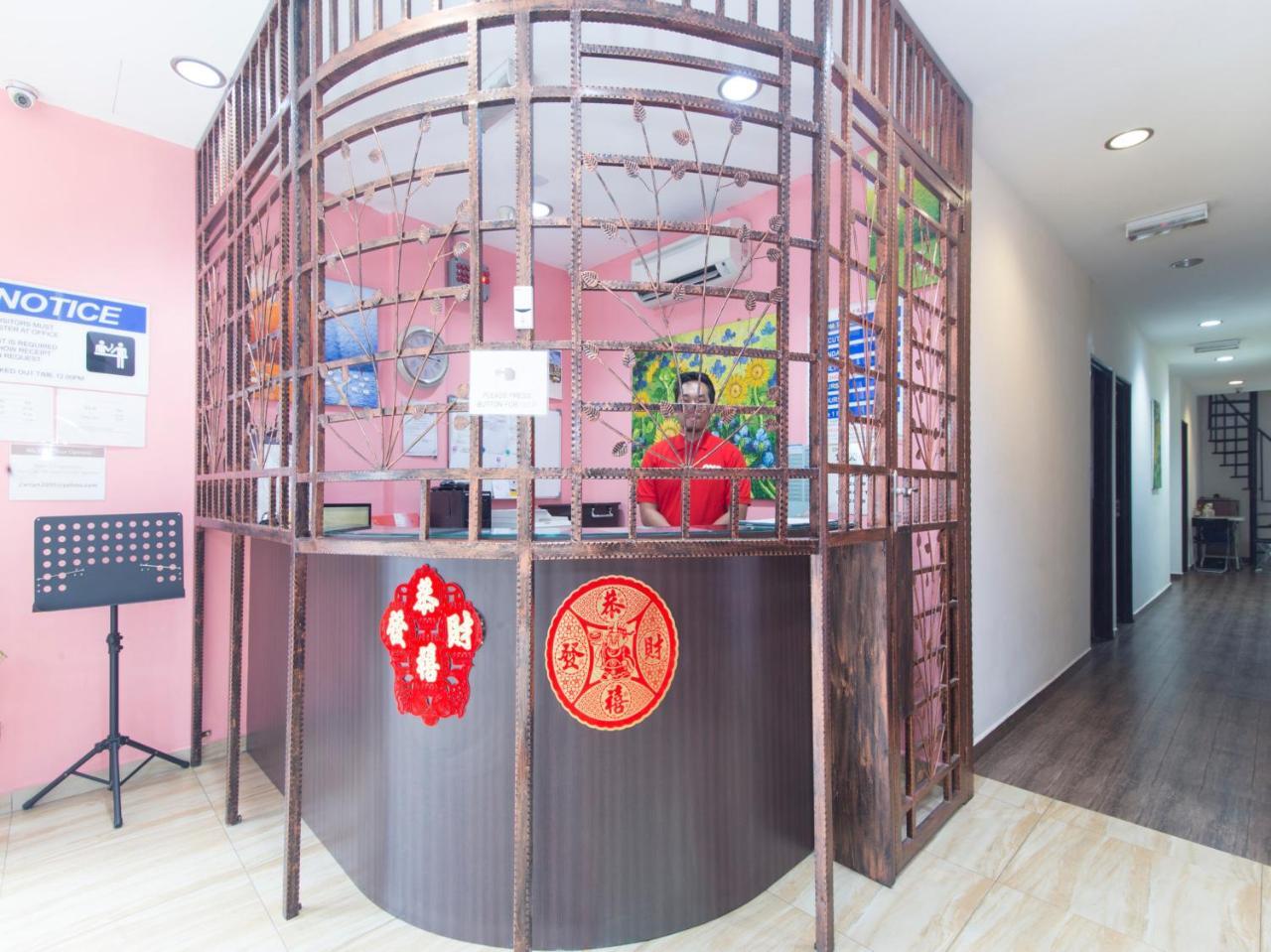 Oyo 172 Spring Hotel Куала-Лумпур Экстерьер фото